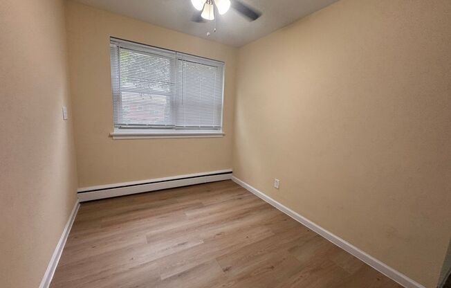 2 beds, 1 bath, 750 sqft, $1,150, Unit S301