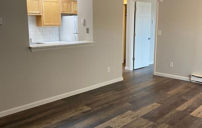 2 beds, 1 bath, 800 sqft, $1,895, Unit 1025-204