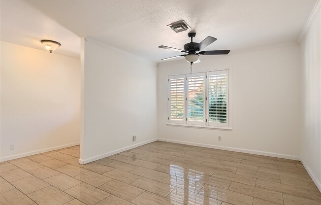 3415 VILLA HERMOSA DR