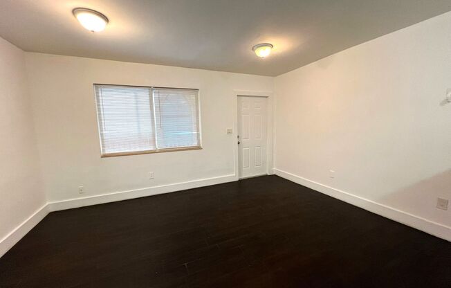 1 bed, 1 bath, 550 sqft, $1,650, Unit 1040-7