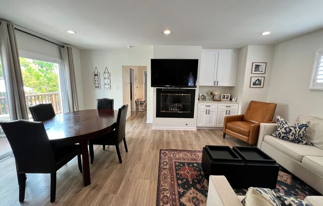 3 Bdrm Manhattan Beach Home!