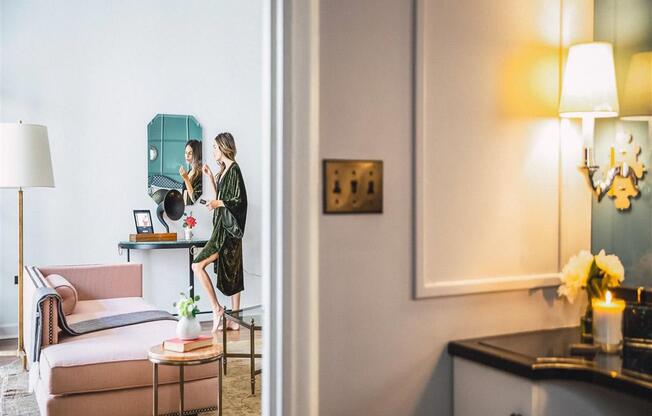 Woman Makeup at Villa Carlotta – Furnished Apartments, Los Angeles