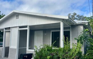 SPACIOUS 1BR/1BA Lakeland Duplex
