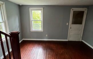 2 beds, 1 bath, $550, Unit UNIT A