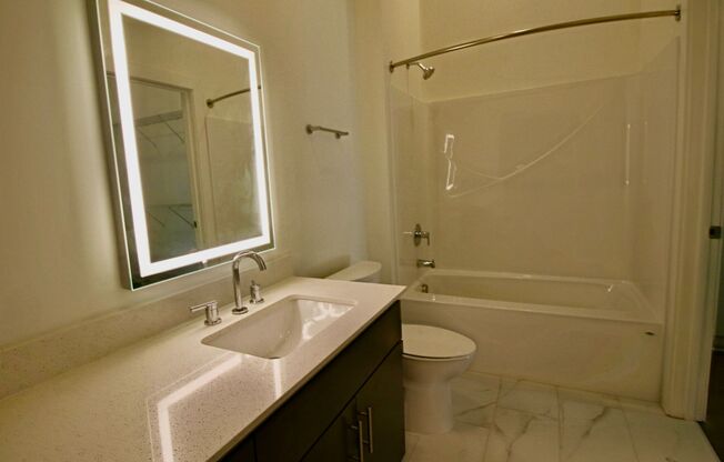 1 bed, 1 bath, 648 sqft, $1,395, Unit APT 105