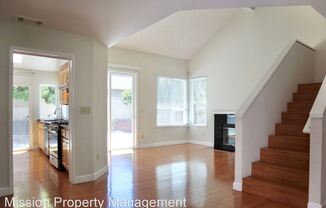 2992 Barrington Ter