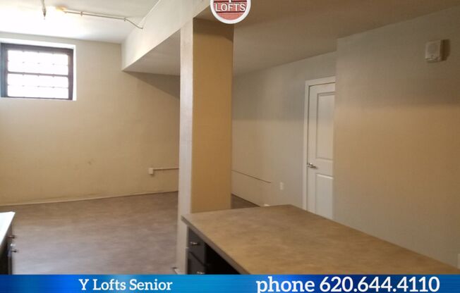 2 beds, 1 bath, 1,119 sqft, $985, Unit 018