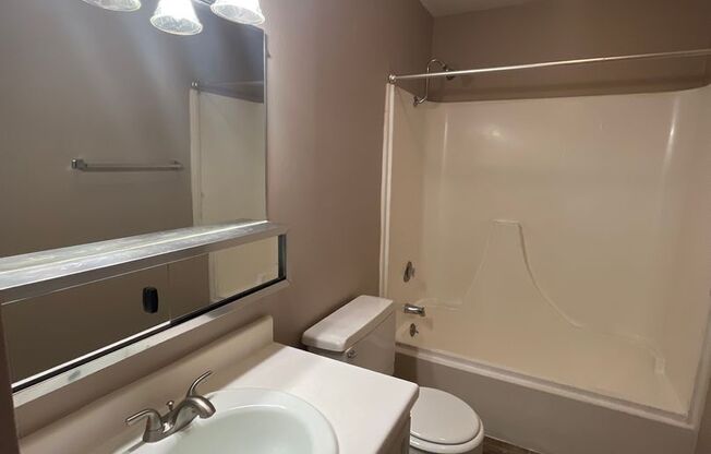 2 beds, 2 baths, 1,068 sqft, $1,299, Unit 7535-09