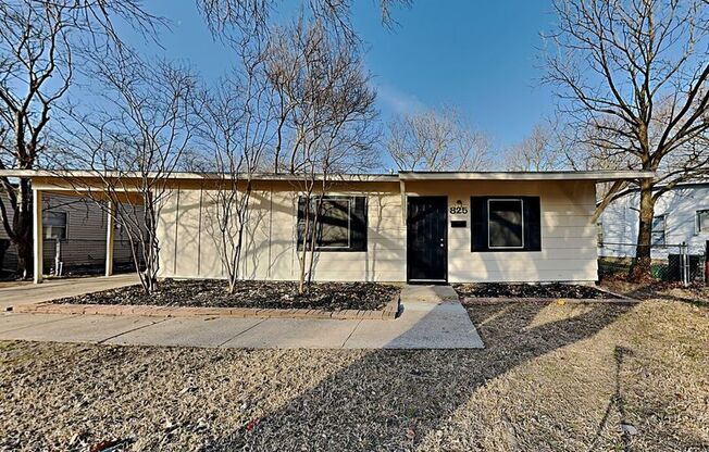 825 GRANDE DR