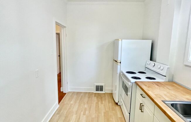 1 bed, 1 bath, $2,795