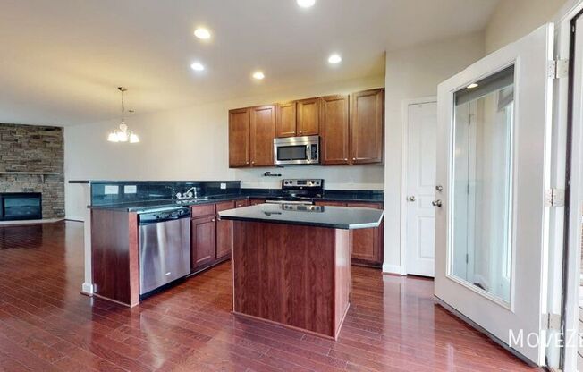 3016 Winfred Dell Ln