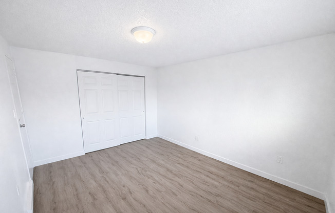 2 beds, 1 bath, 690 sqft, $1,595, Unit 721