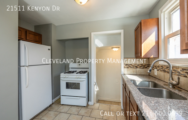 21511 KENYON DR