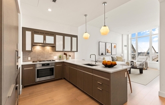 1 bed, 1 bath, 803 sqft, $5,295, Unit 12F