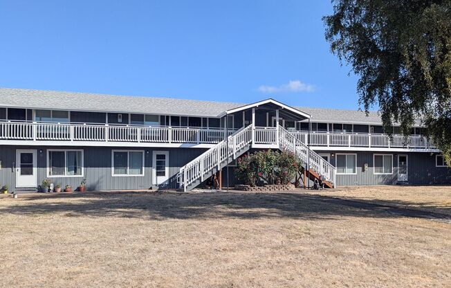 115 & 175 Garland Way N