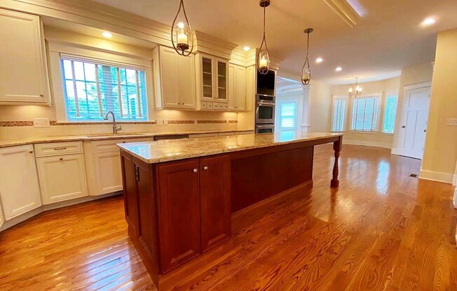 67 Oak St Unit 67