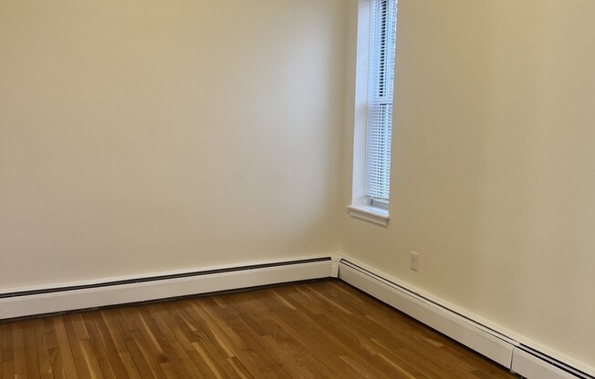 164 N BEACON ST