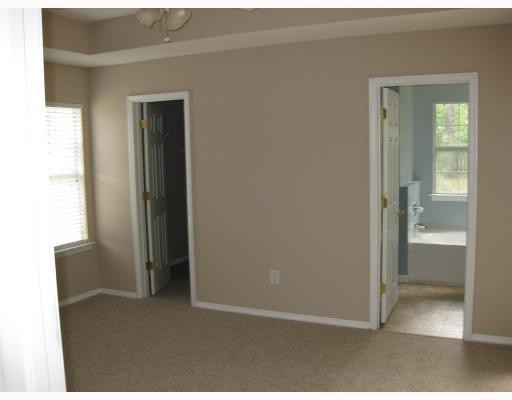 3 beds, 2 baths, $1,750