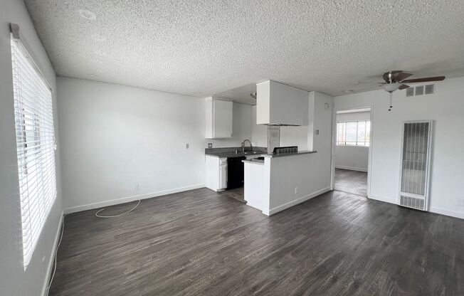 1135 Raymond Apartments LLC