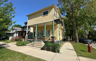 1202 Chandler St.