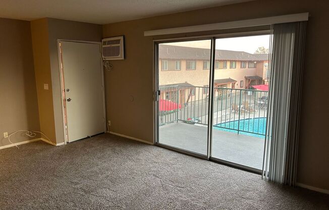 1 bed, 1 bath, 700 sqft, $1,800, Unit 2450-03