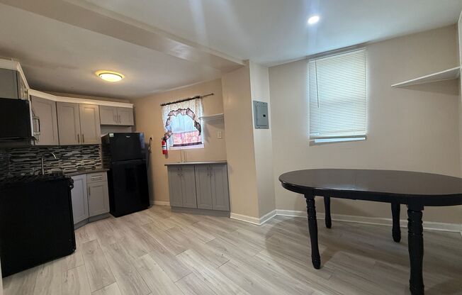 1632 W Passyunk Ave