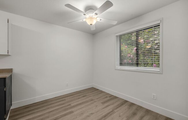 1 bed, 1 bath, 730 sqft, $1,325, Unit 02-12