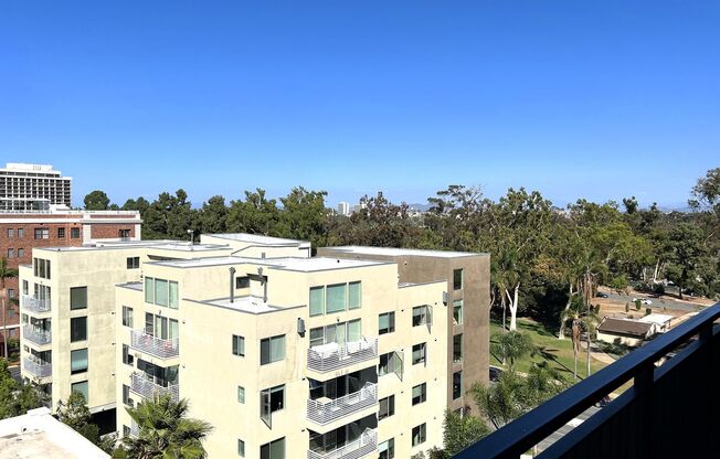 Studio, 1 bath, 354 sqft, $2,395, Unit 705