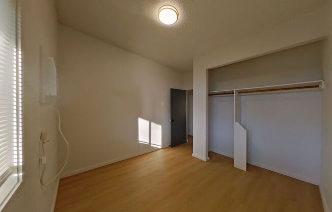 3 beds, 1 bath, 755 sqft, $2,347, Unit 30B