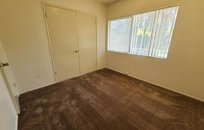 2 beds, 1 bath, 800 sqft, $2,500