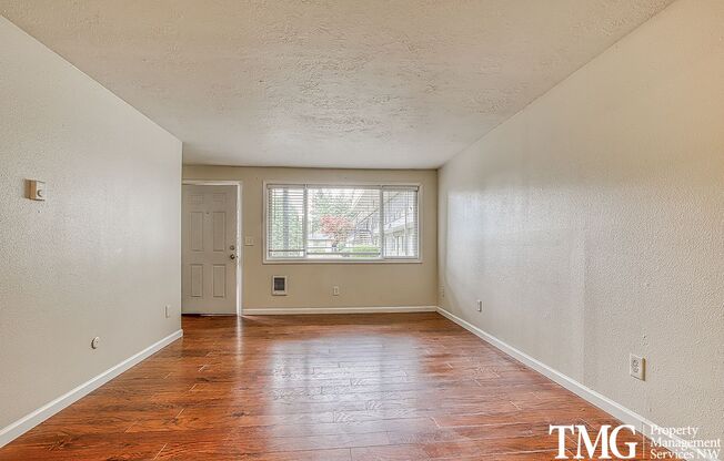 2 beds, 1 bath, 850 sqft, $1,450, Unit 203