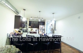 1101 HAWTHORNE LN