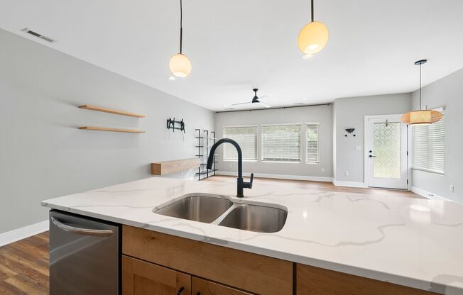2200-102 Millbank Village CT