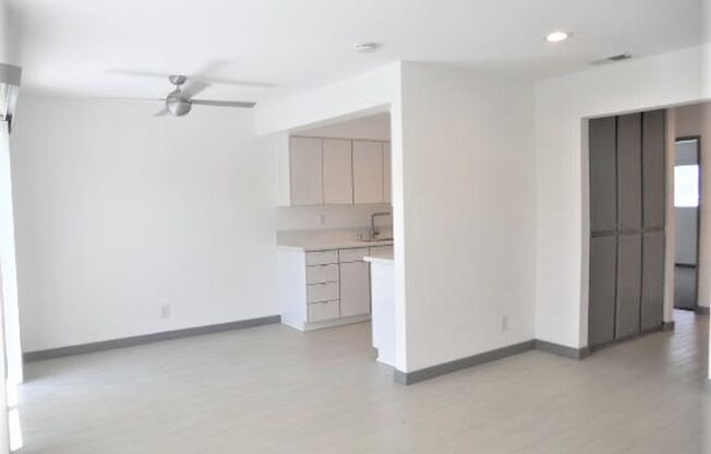 2 beds, 1 bath, 880 sqft, $3,055, Unit 161-4