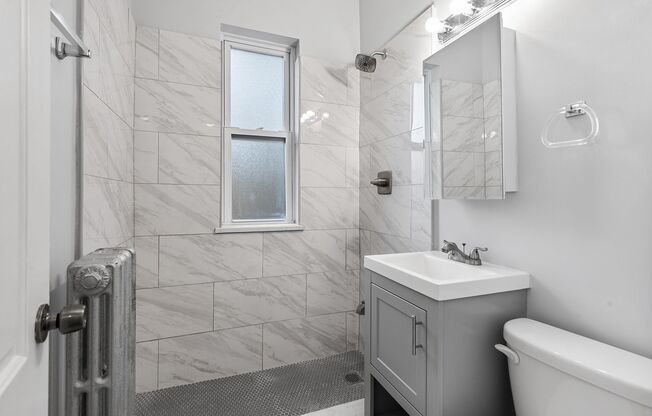 Studio, 1 bath, 375 sqft, $1,395, Unit 409