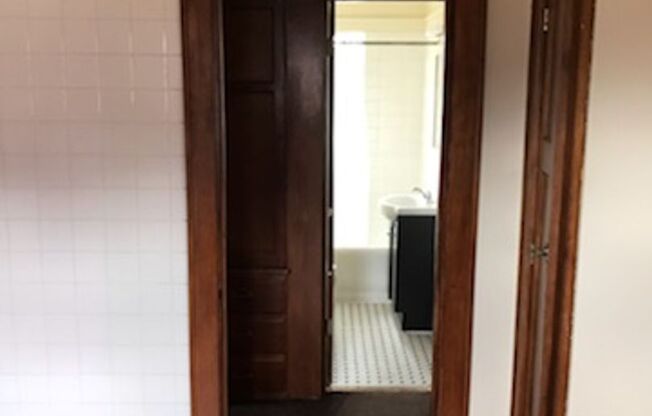 4049 N. Elmhurst Rd.