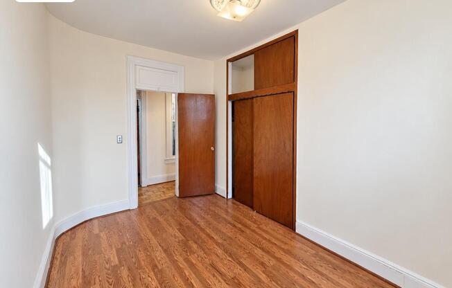3 beds, 2 baths, $4,500, Unit 2