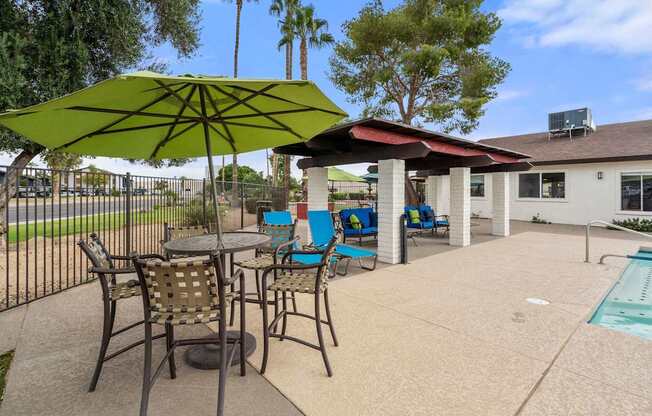 Pool, Pool Deck, Spa