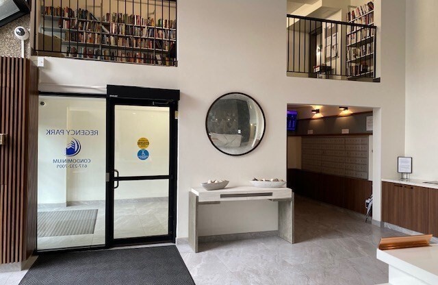 1 bed, 1 bath, 947 sqft, $3,450, Unit 711