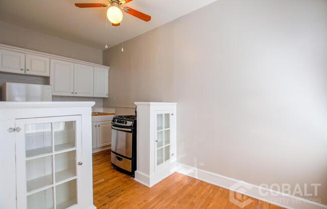 678 SOMERSET TER NE