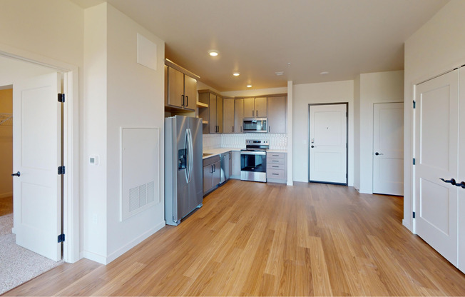 2 beds, 2 baths, 1,090 sqft, $1,695, Unit 1621-532