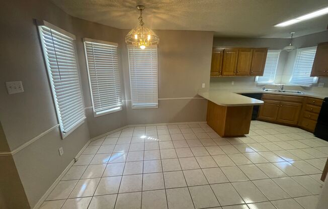 3 beds, 2.5 baths, $1,550