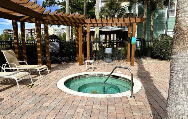 1 bed, 1 bath, 1,012 sqft, $1,425, Unit 536