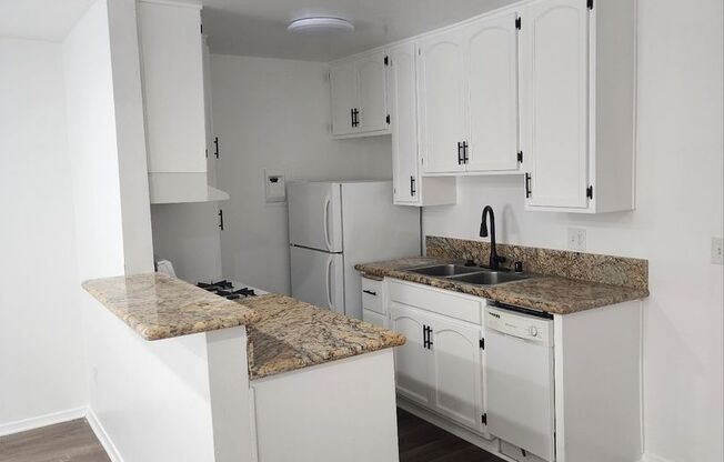 1 bed, 1 bath, $2,095, Unit 6