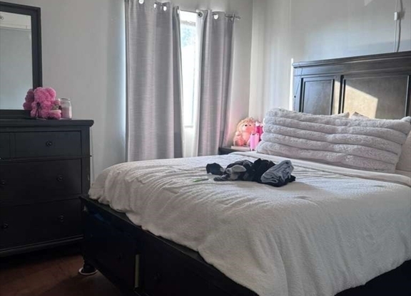 1 bed, 1 bath, 640 sqft, $2,100, Unit 4407