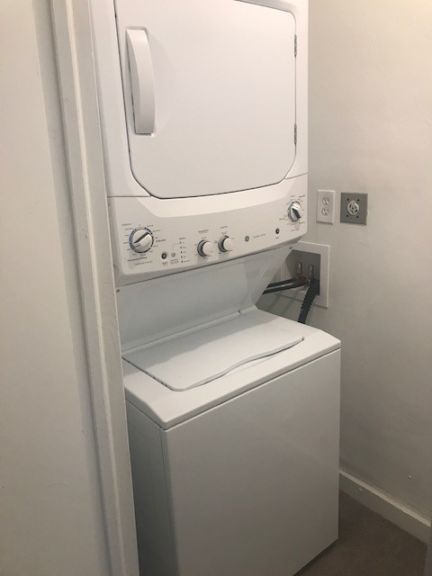 3 beds, 2 baths, $1,900