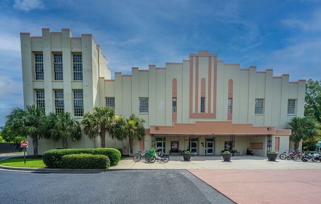 1 bed, 1 bath, 850 sqft, $2,000, Unit 315