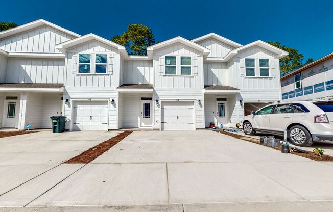 3 Bedroom 2.5 Bathroom Townhome w/garage in Santa Rosa Beach