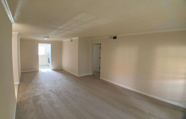 2 beds, 2 baths, $1,100