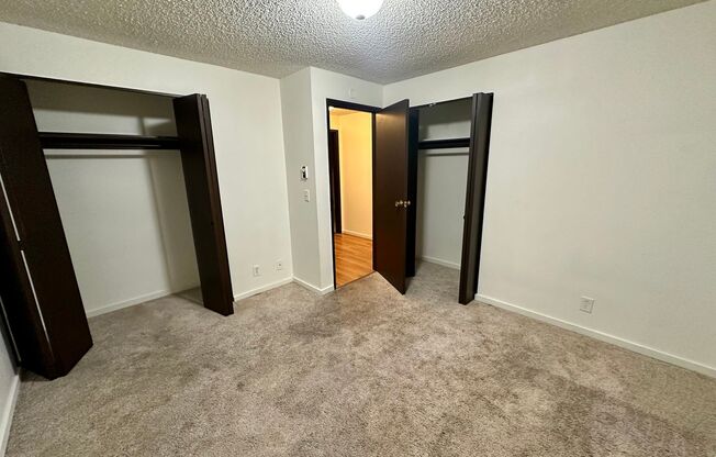 3 beds, 1 bath, 1,100 sqft, $1,900, Unit #2